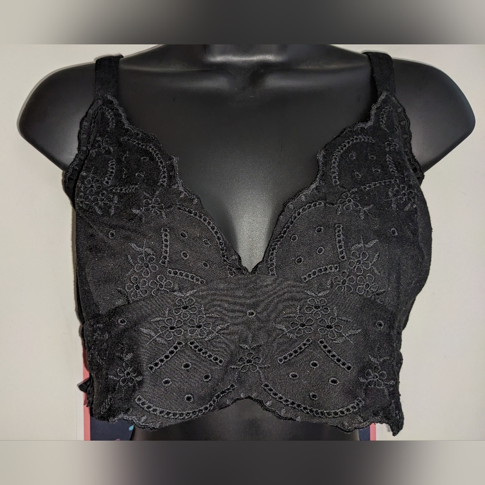 Forever 21 black crop top size L